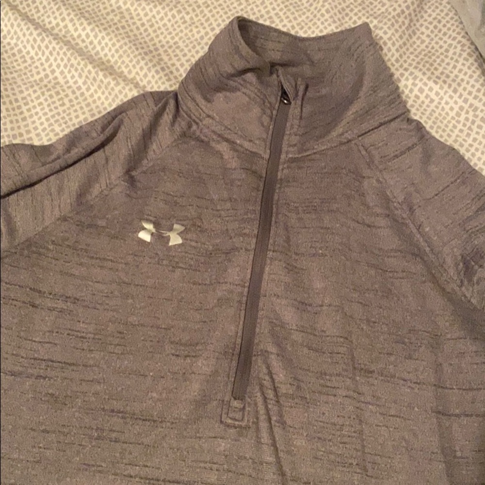 Athletic quarter zip